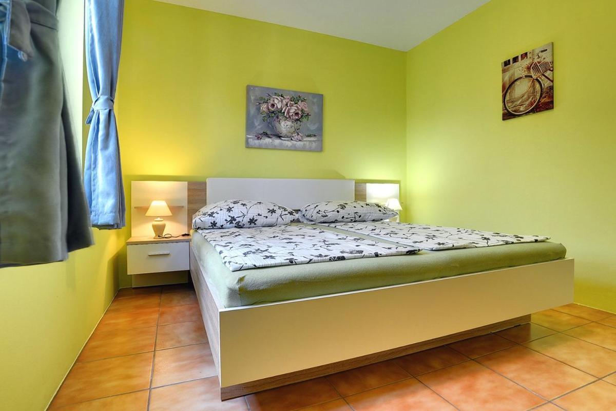 Apartments Puntica Лижнян Экстерьер фото